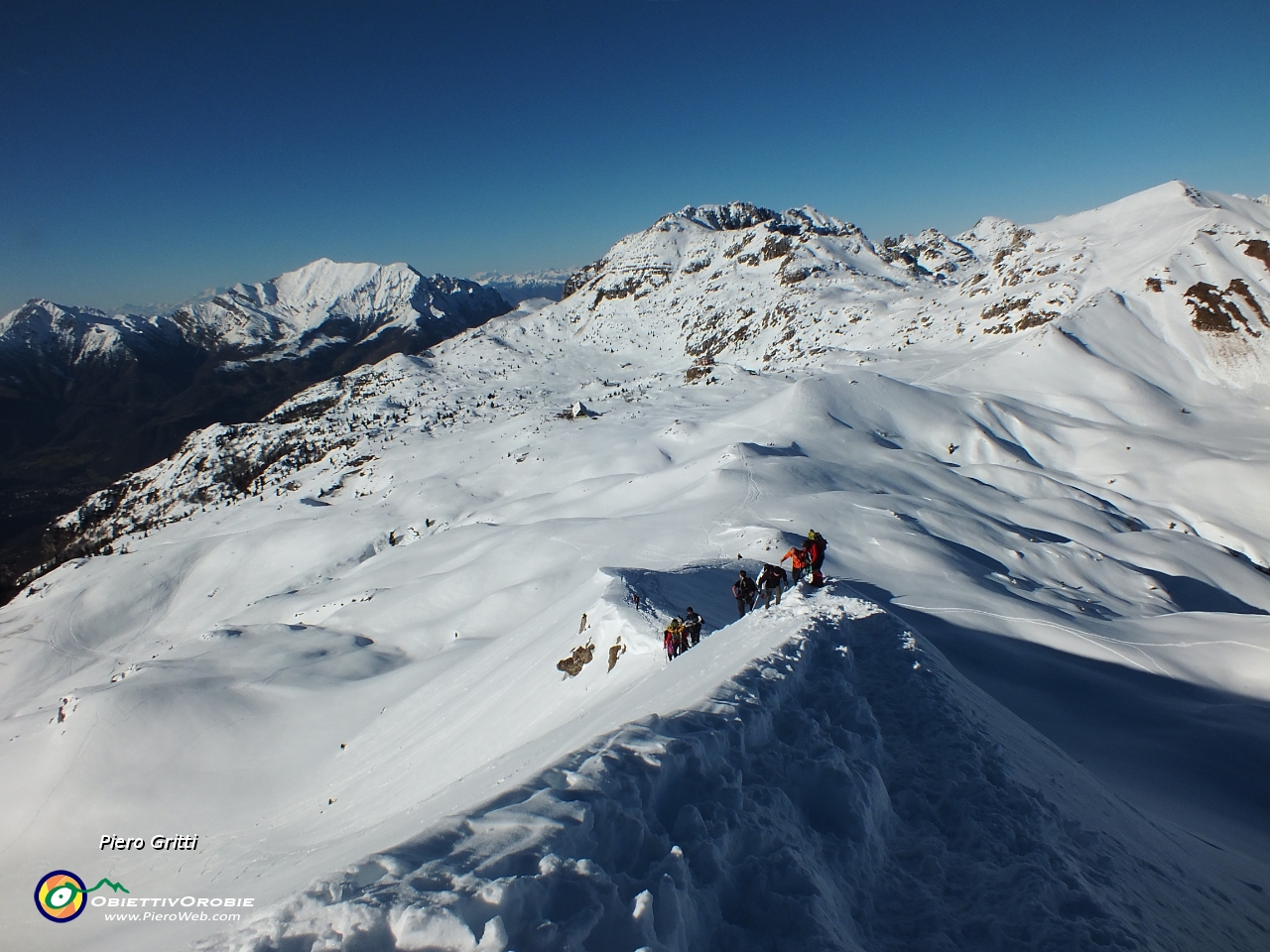 33 scendiamo dalla cresta nord est....JPG